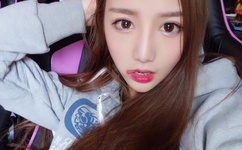 自己打自己的pp眼方法